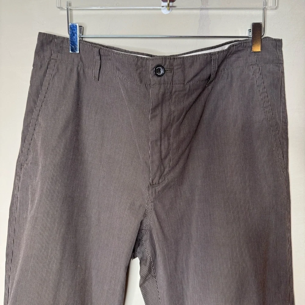 Banana Republic pants feature